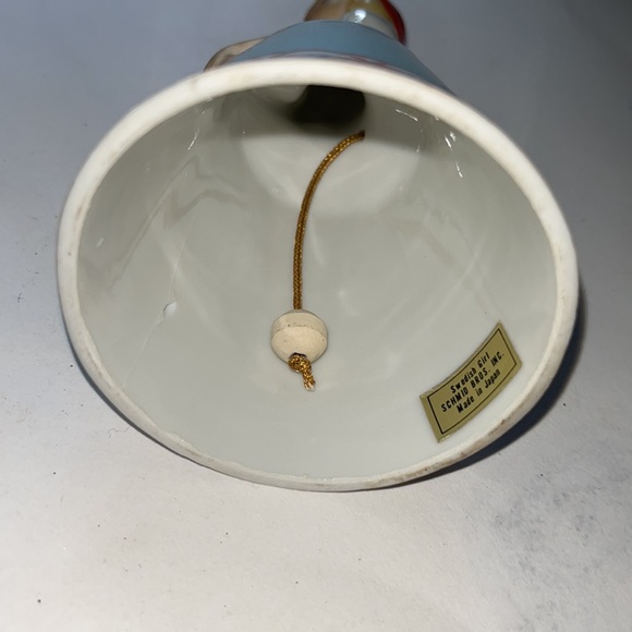 Vintage "Swedish Girl" Porcelain Hand Bell Schmid Brothers Inc. 5 1/2” - Picture 3 of 3